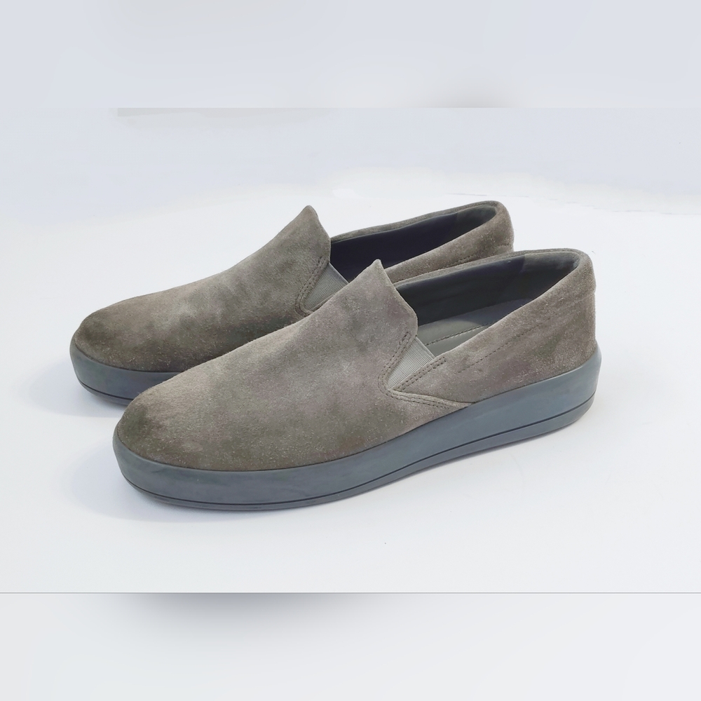 Prada Women's Suede Loafers. Size 38 EU. Pre-owned.